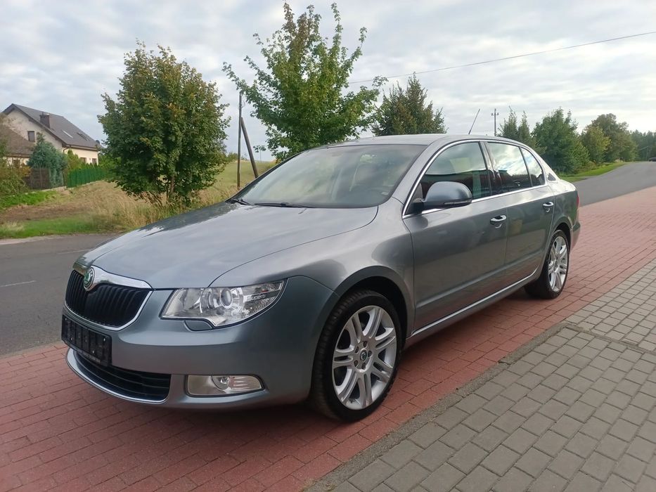 Skoda Superb Skoda Superb 141 TYS KM Ks. Serwisowe Super auto