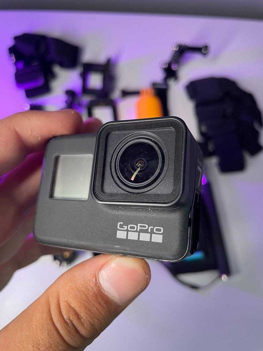 Екшн камера GoPro HERO 7 Black з чудовим комплектом