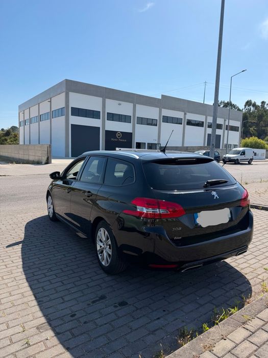 Peugeot 308 SW — fotografia 3