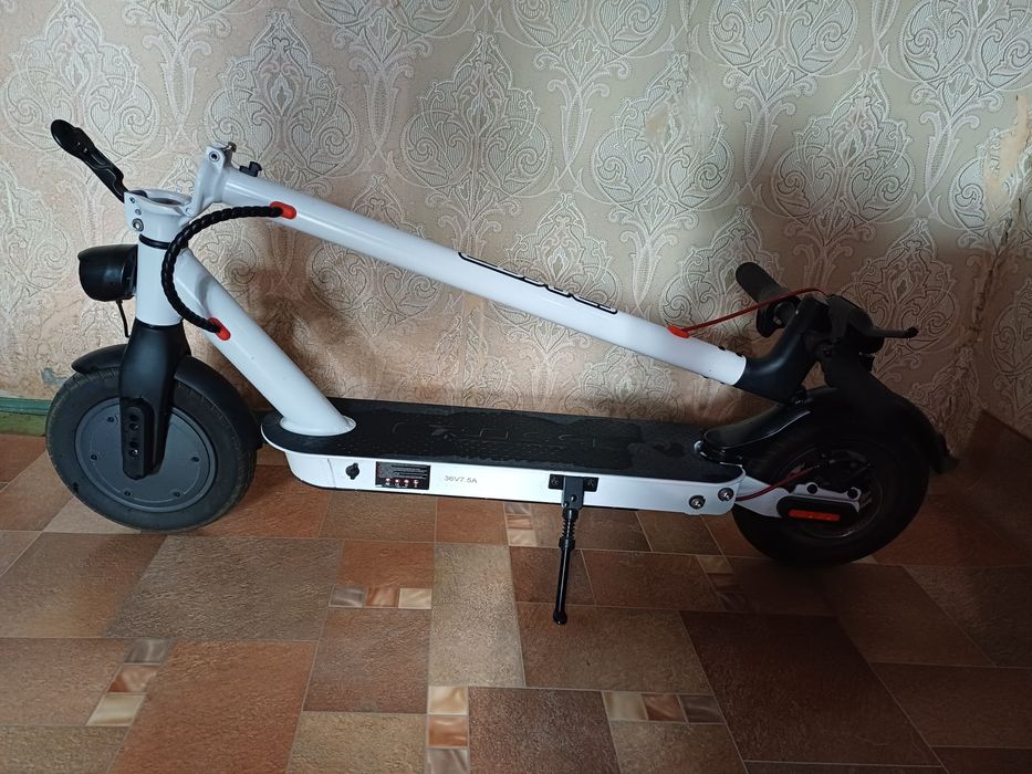 Електросамокат Crosser E9-10INCH