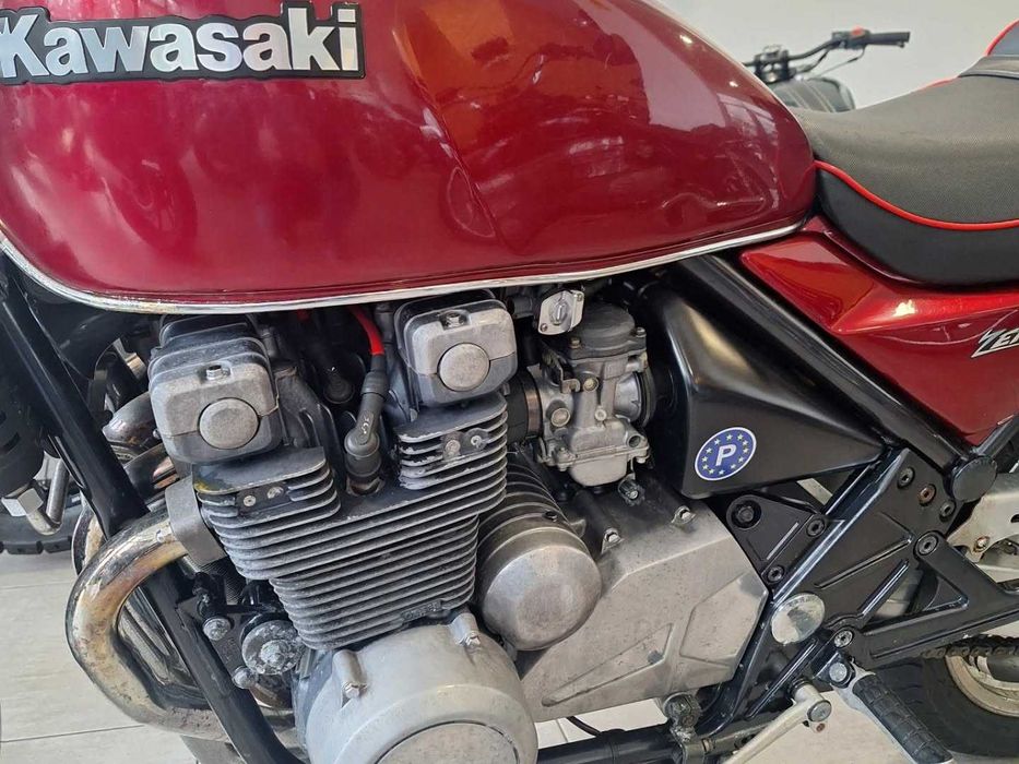 Kawasaki ZEPHYR 550