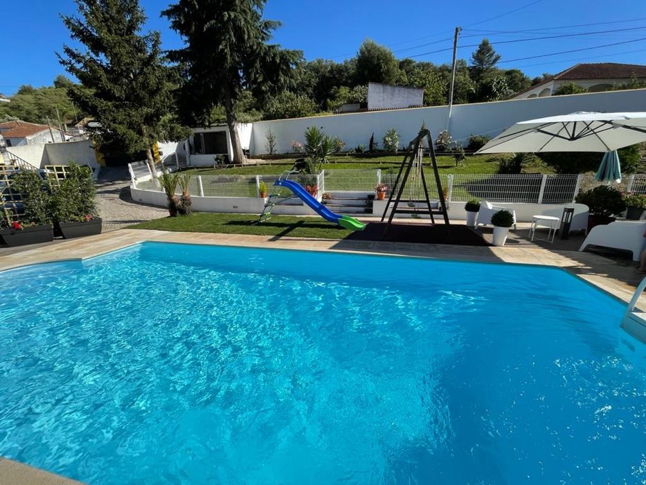 Espaço com piscina para eventos, festas, aniversários