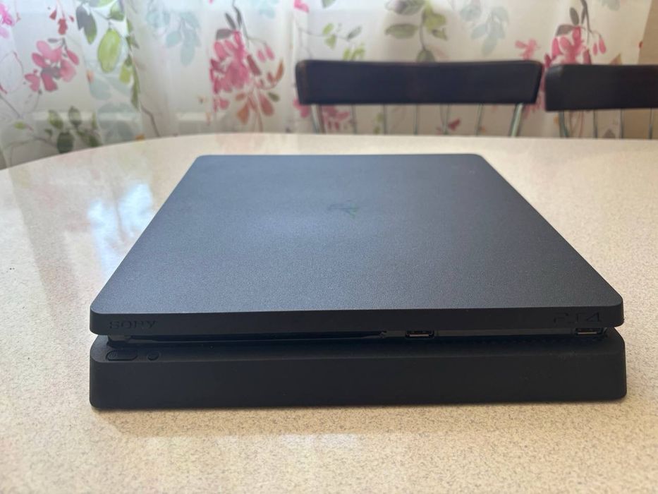 PlayStation 4 Slim 1 Tb