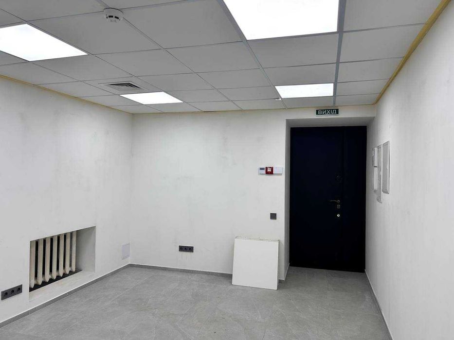 Продаж нежитлового приміщення 170 кв.м. центр, вул. Володимирська, 6