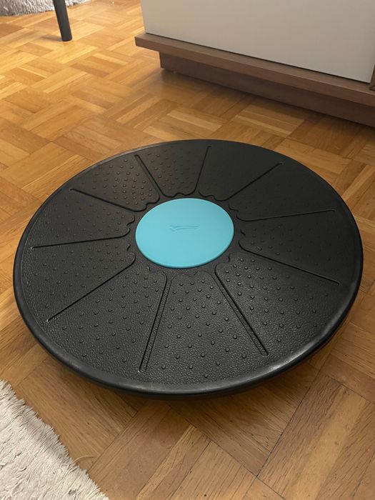 Butt-enhancing disc442587512141271041