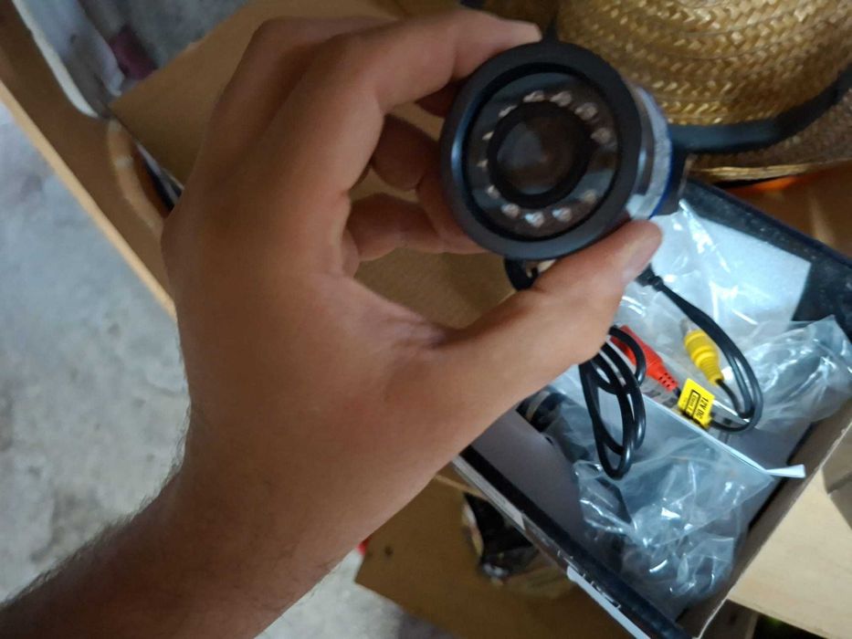 Câmara CNB WBL-21S Weatherproof IR – Nova em Caixa