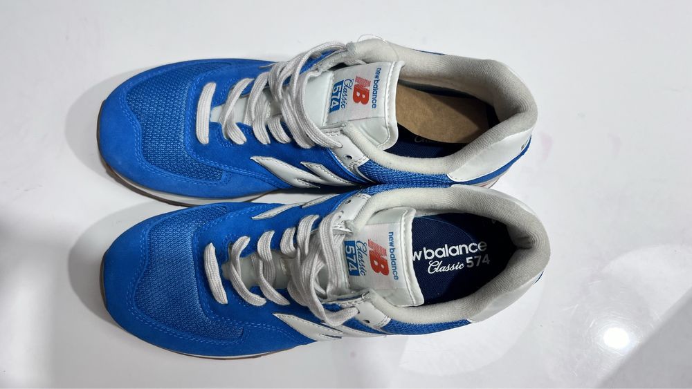 New Balance 574 Classic Tam 43