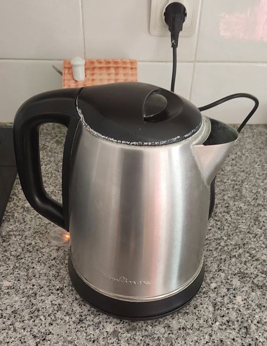 JARRO,CAFETEIRA PARA AQUECER ÁGUA. Casa,Cozinha,Obra,Emprego,Quarto.