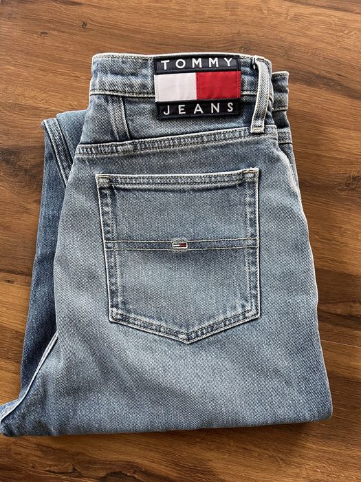 Nowe Jeansy MOM JEANS Tommy Hilfiger 29x32