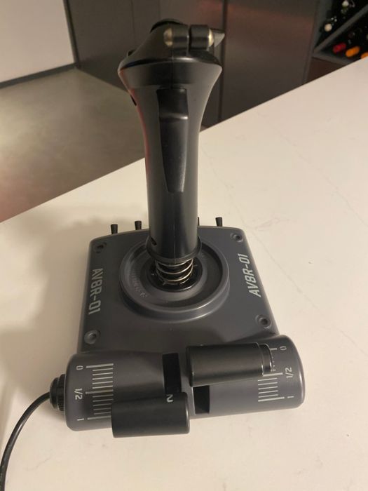 Joystick SAITEK AV8R-01433986265332459523