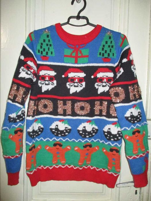 Свитер новогодний 12 лет.рост 152см
