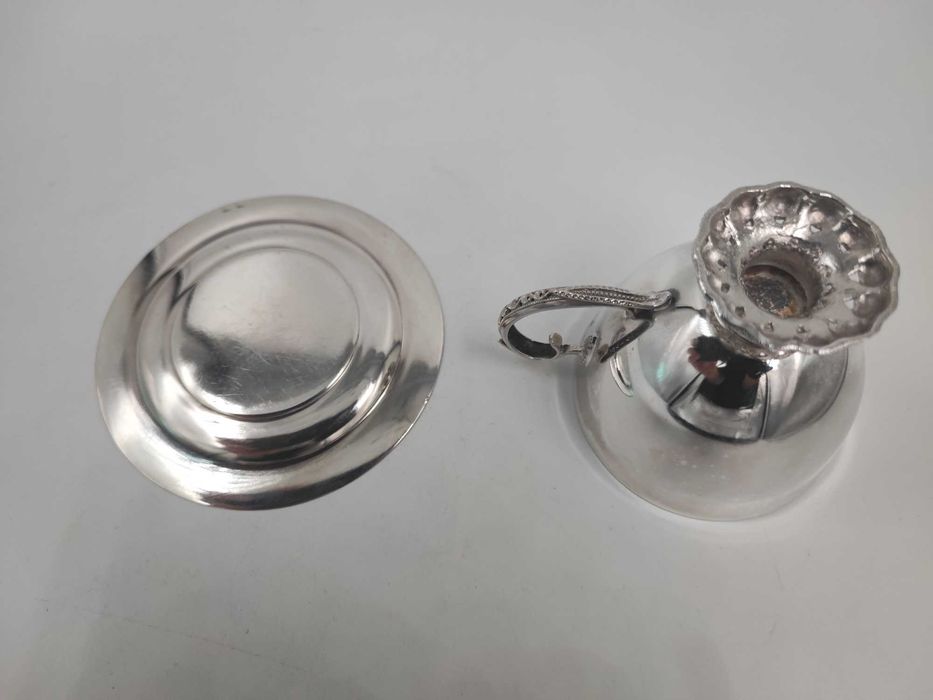 Срібна кавова пара на ажурній ножці, об'єм 100 мл ; ХЮЗ, Україна