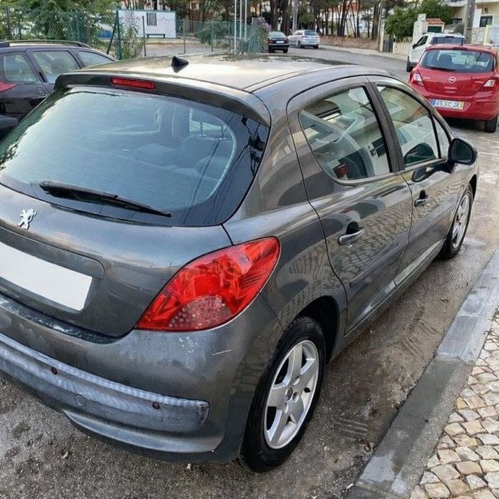 Peugeot 207 — fotografia 4