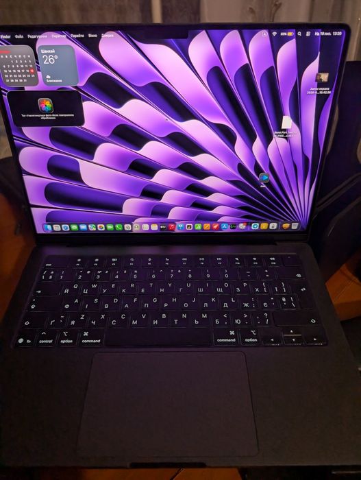 Продаю macbook pro space black m5 16/1tb ще на гарантії