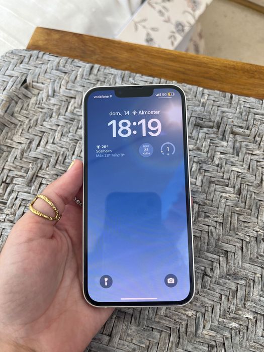 iPhone 14 128GB branco
