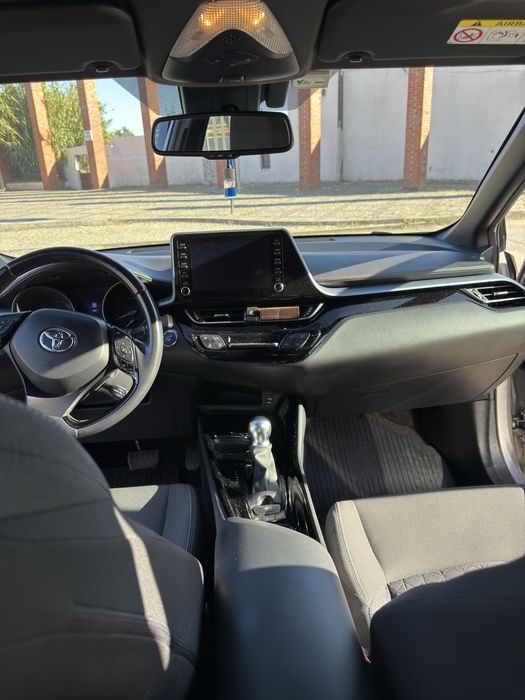 Toyota C-hr 2021 hibrid