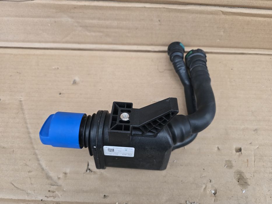 Wlew AdBlue  Ford Tourneo Connect MK3 Volkswagen Caddy