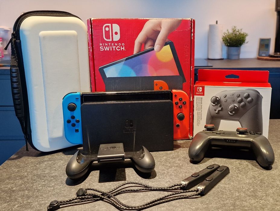 Nintendo switch oled + switch pro controller