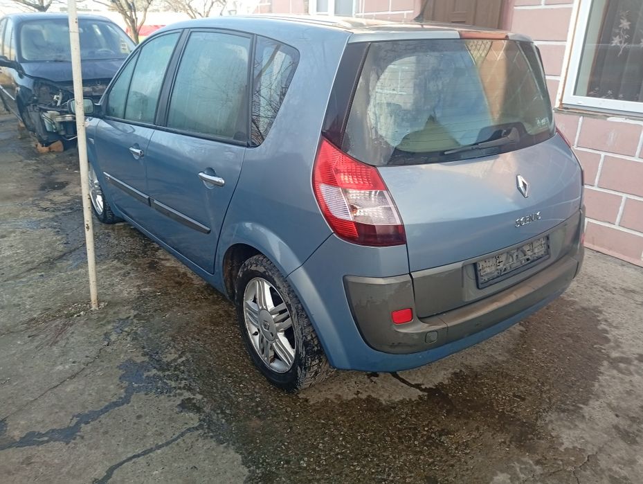 Колеса домкрат фари ляда салон мотор коробка Рено меган сценік 2 шрот