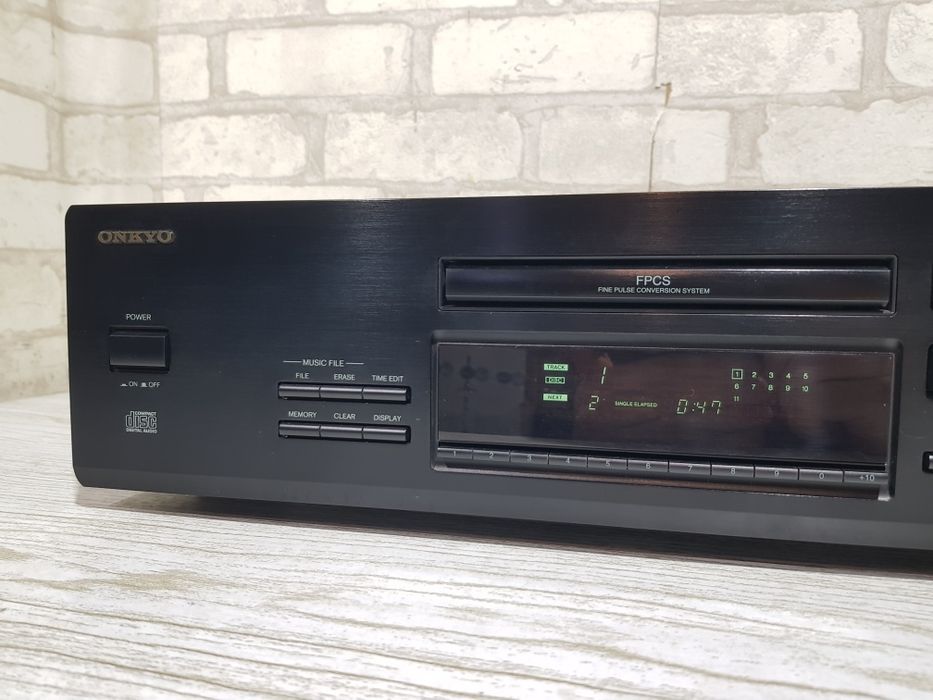 Програвач CD дисків ONKYO DX-7511, б/у з Німеччини