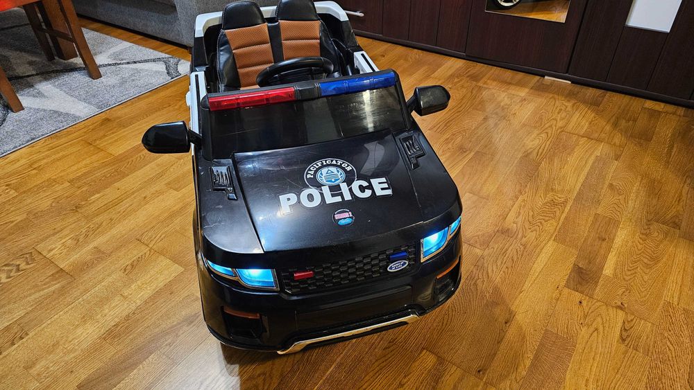 Auto na akumulator Policja Super Stan