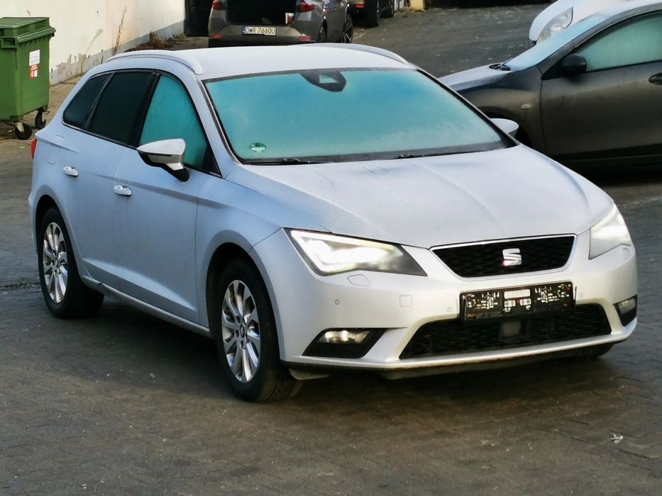 Seat Leon Sportstourer Ledy ksenon Navi radar Pdc gotowy do rejestracji