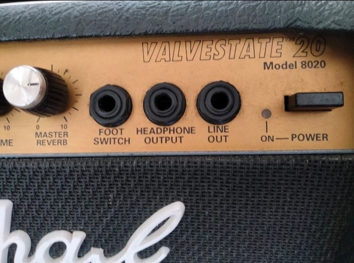 Amplificador Marshall Model 8020