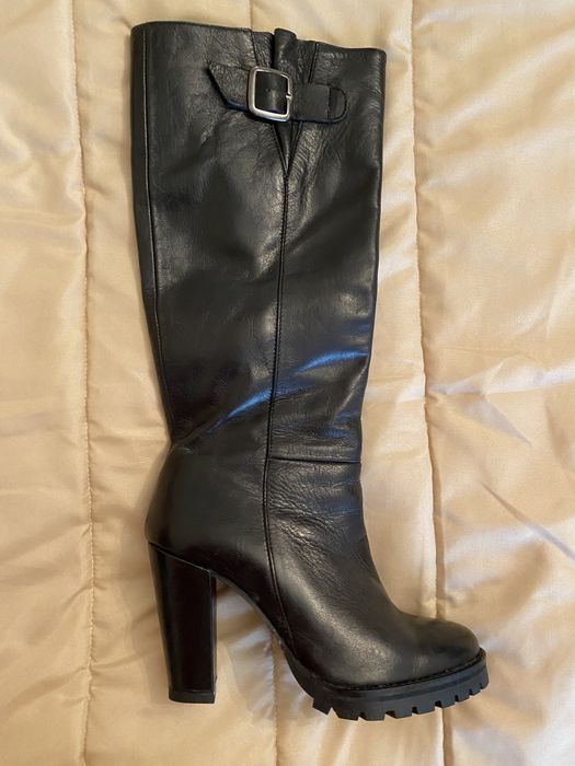 Botas em pele pretas, 38, nunca usadas