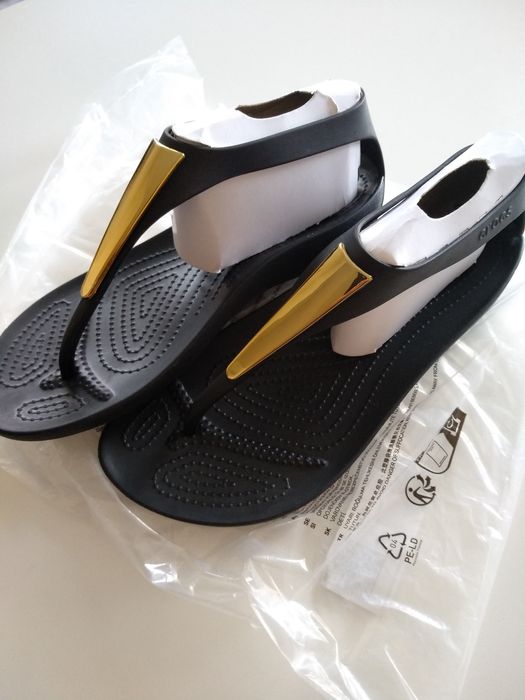 Crocs Serena Flip W6  36-37