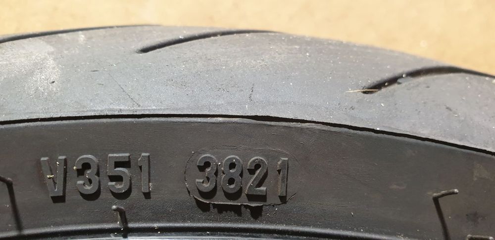Колесо передние Yamaha R17. J17XMT3.50