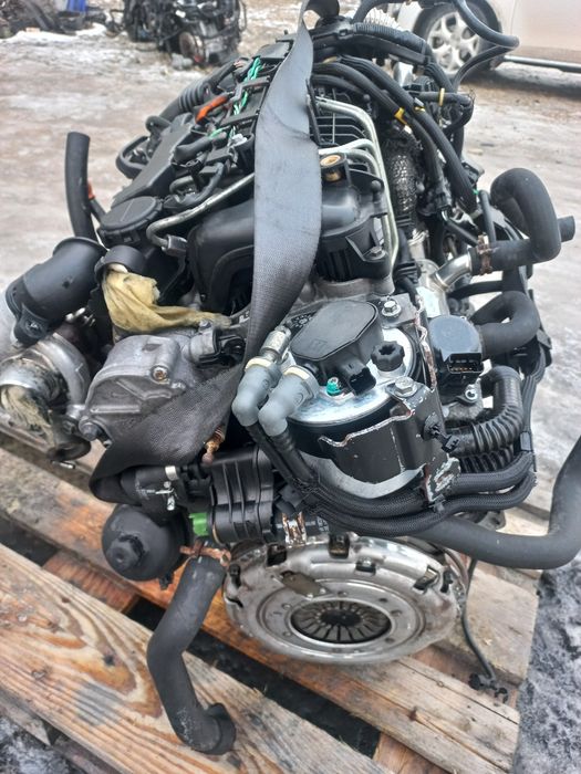 Мотор двигун peugeot 407 citroen c4 ford focus 1.6 hdi tdci 7m5q6007fb