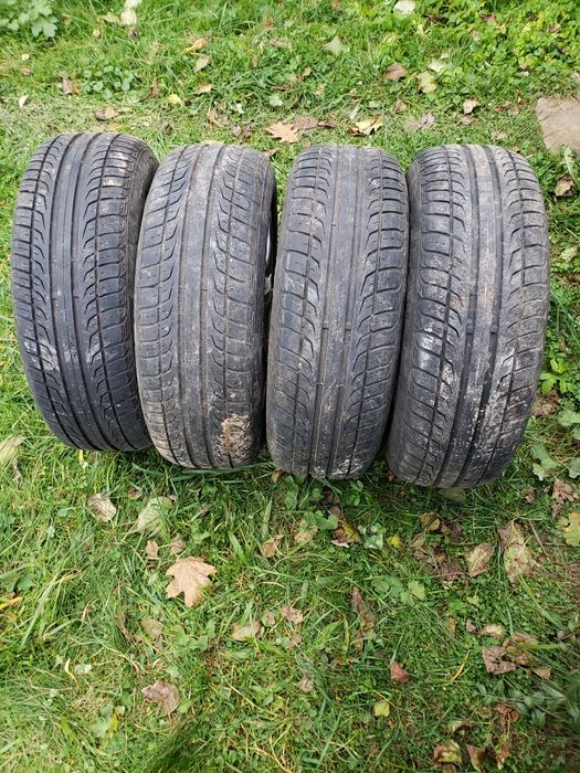 Продам автошини з дисками 185/65 R14 86
