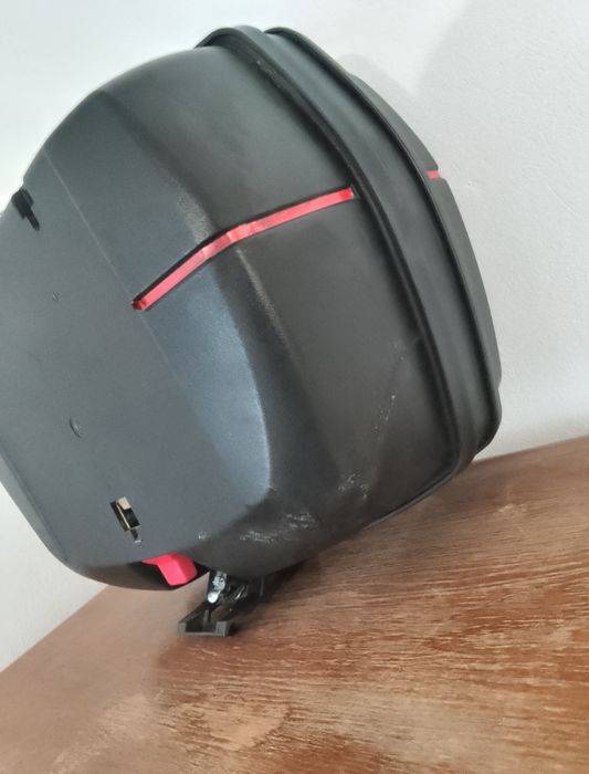 Кофр великий на 2 шоломи. З підставкою до мото