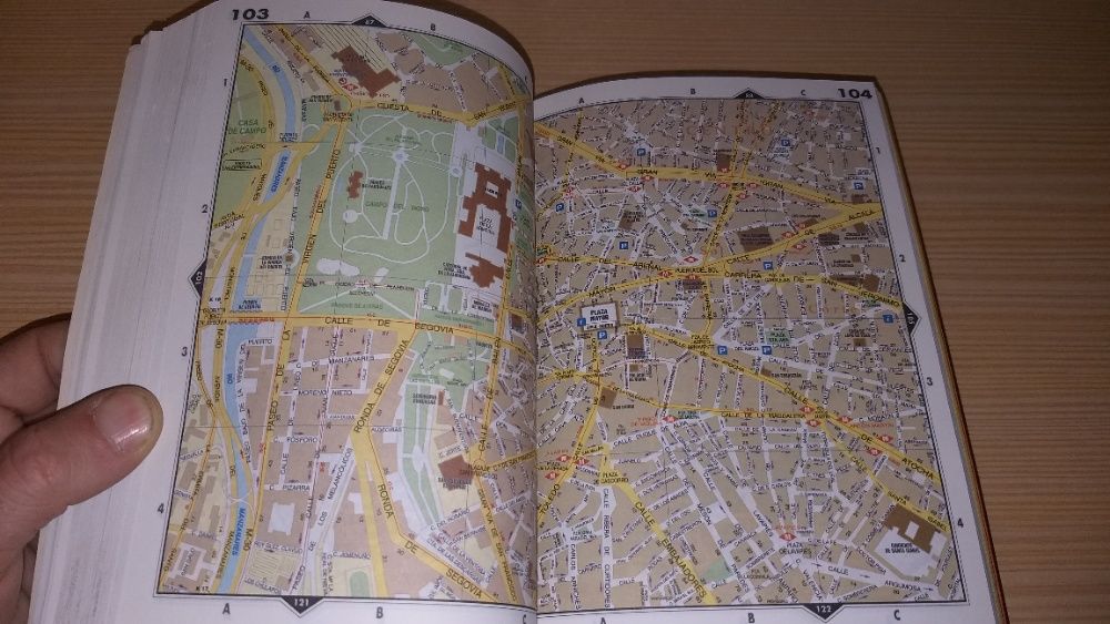 Mapa detalhado da cidade de Madrid e 24 concelhos dos arredores