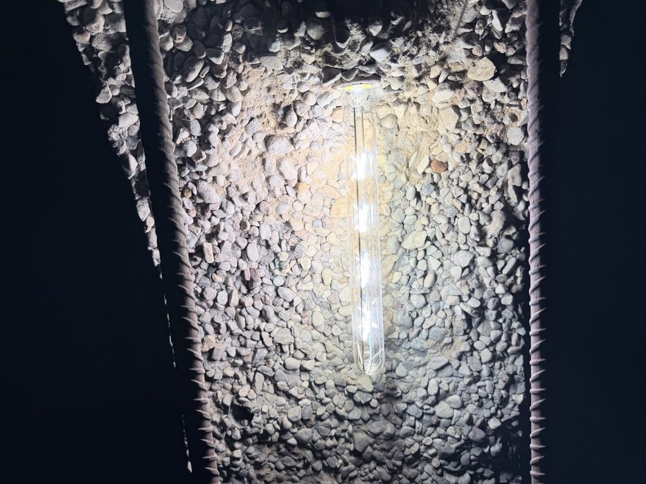 Lampa betonowa ozdobna