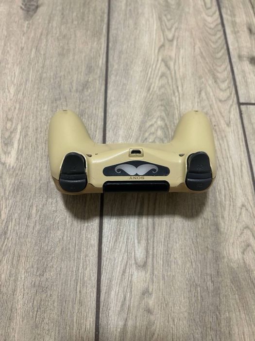 Оригінальні джойстики до Playstation 4