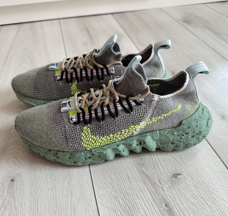 Nike Sneakersy Space Hippie 01