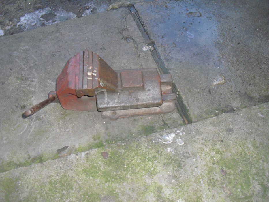 Sprzedam  stare  imadło.