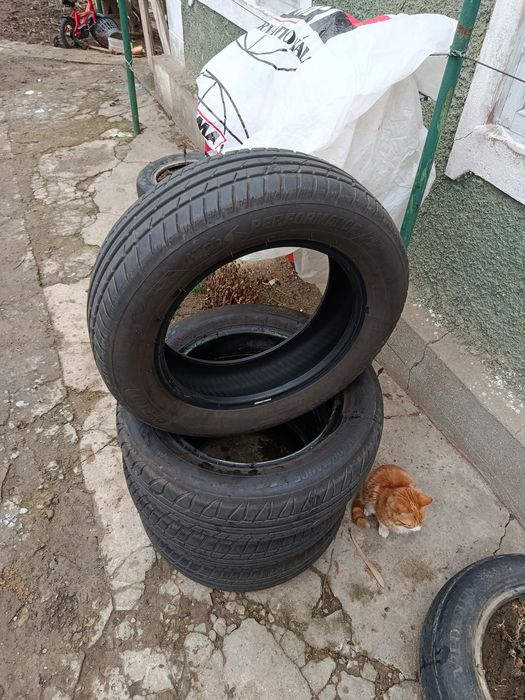 Продам резину 185/65/15 летняя