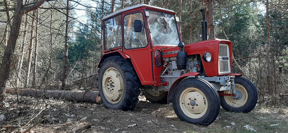 Kabina Ursus c330 Tylna Szyba