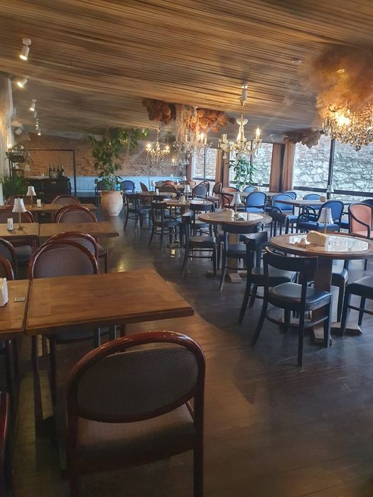 Зміна ціни! Продаж приміщення  ресторану Львів, в.Винниченка 364м.кв.