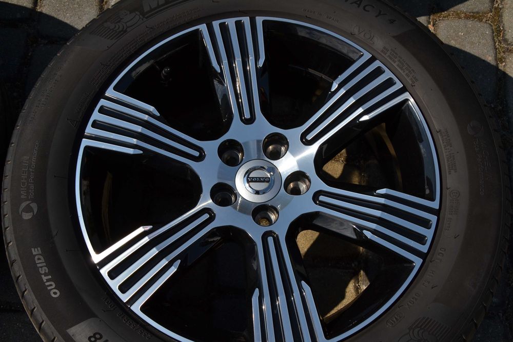 Koła Volvo XC 40 Opony Michelin Lato 235/55/R18 Oryginał
