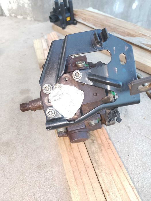 Bomba Injetora gasóleo Bosch O445O10102 - PSA 96837O378O