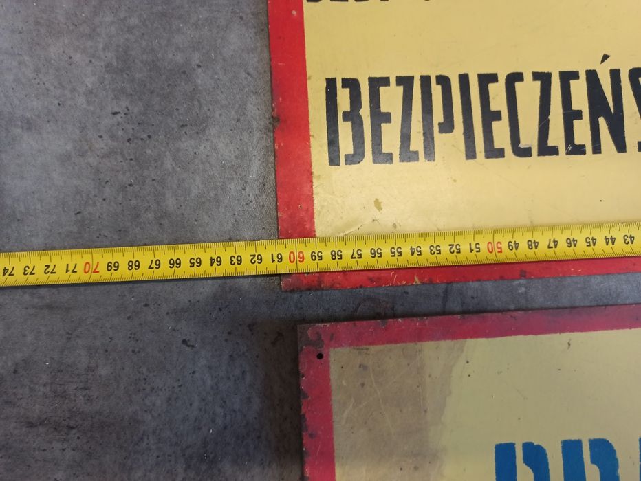 Stare metalowe tablice PRL