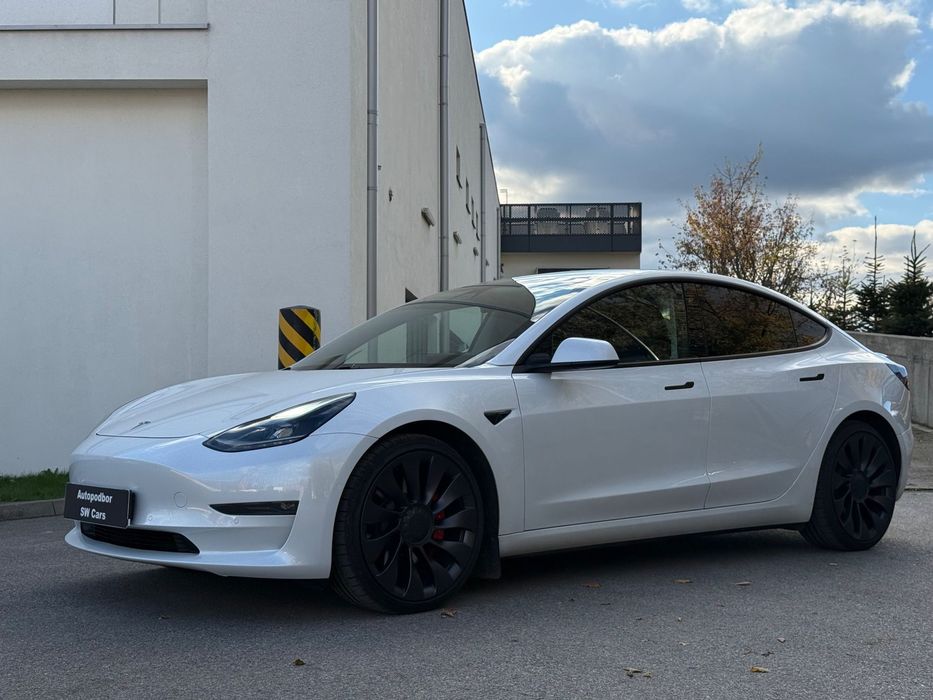 Tesla Model 3 Tesla Model 3 Performance • Salon Polska • Bezwypadek