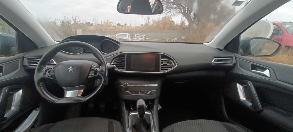 Peugeot 308 1.6 HDi | 2015 | 112.000 km | Venda urgente