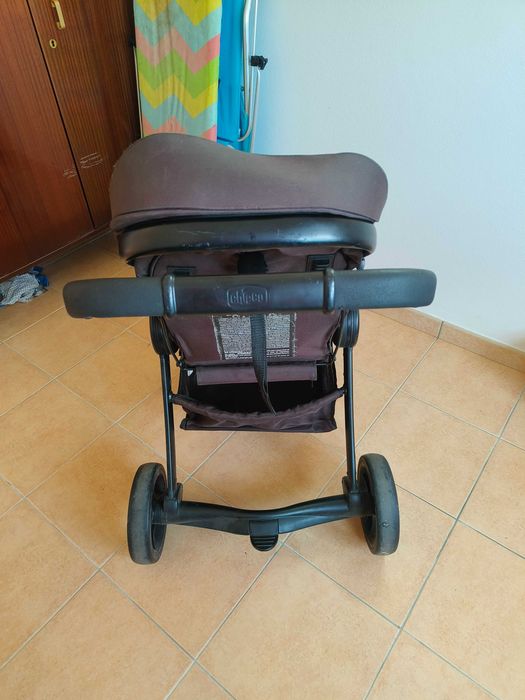 Carrinho trio Chicco Urban