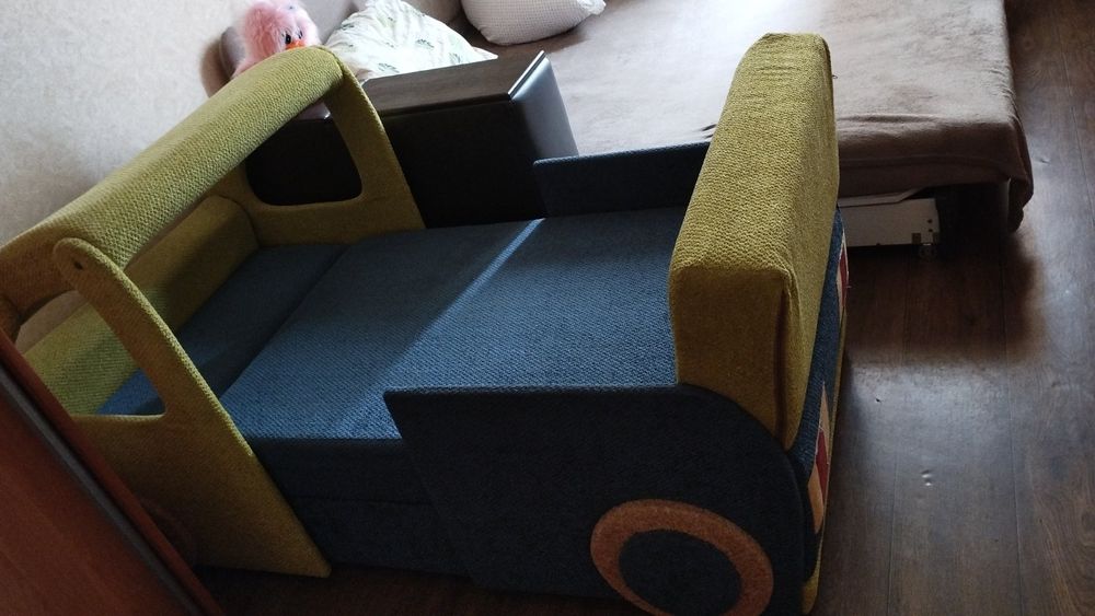 Кровать трансформер грузовичек