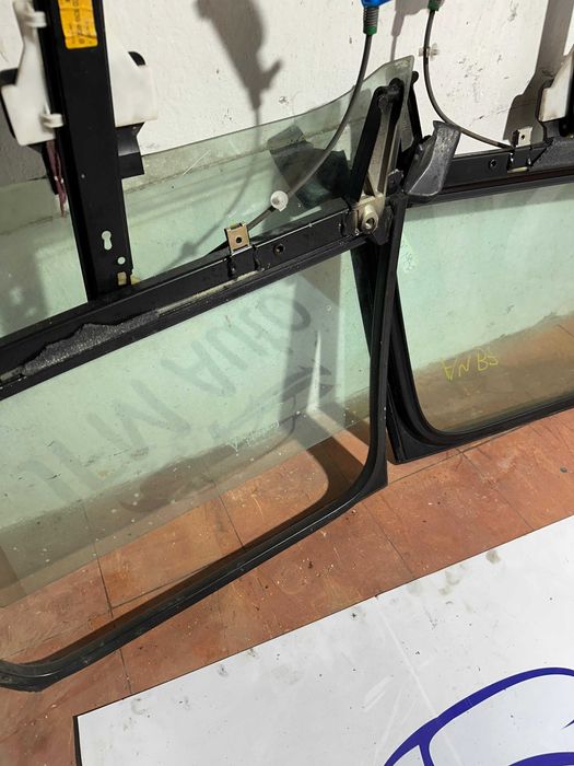 Elevador vidro trás Esq e drt Audi A4 B6 e B7