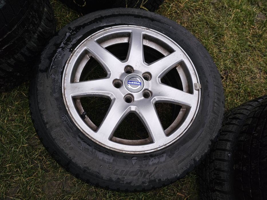 Koła felgi aluminiowe 5x108 7j opony zimowe Michelin 205/60R16